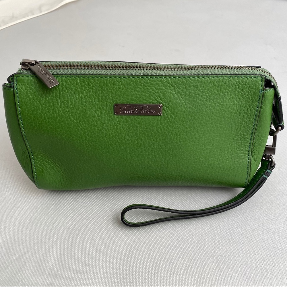 Brooks Brothers green pebbled leather top zip wristlet